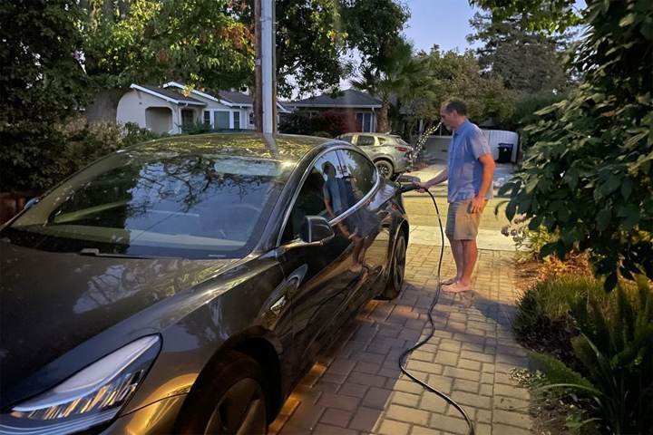 Deye home charger passes Belgian grid documentation review