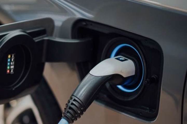 AlphaESS releases firmware adding dynamic-tariff scheduling
