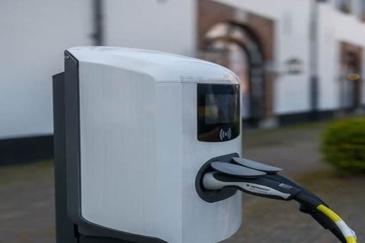 Risen Energy releases firmware adding dynamic-tariff scheduling