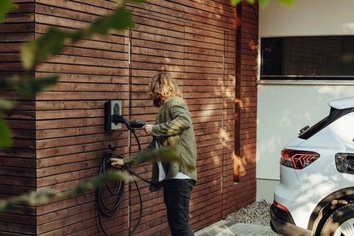 SolaX home charger passes Belgian grid documentation review