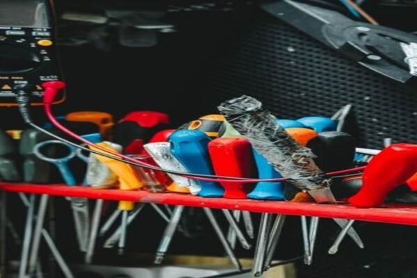 Landing models for storage manufacturers in Europe: the full cost comparison