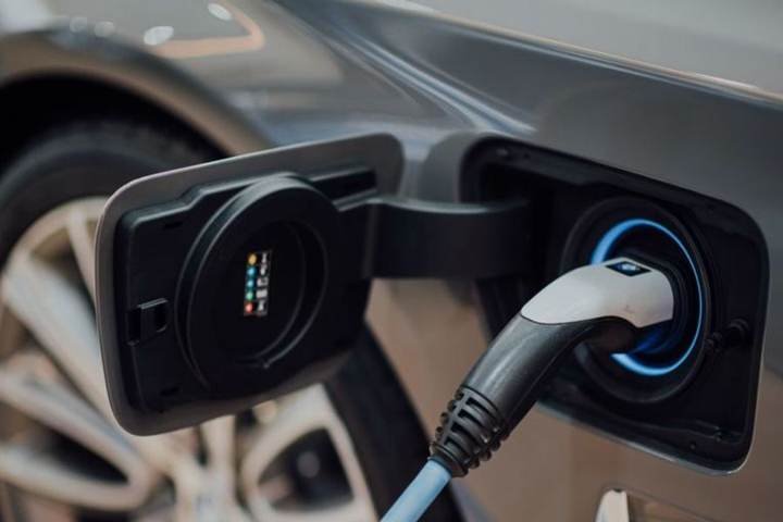 sonnen adds vehicle-to-home readiness to flagship
