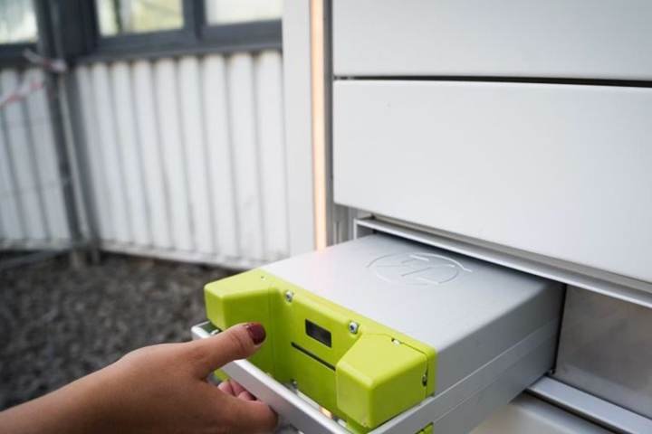 SolaX doubles European warranty processing team