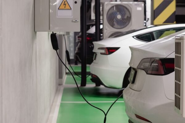 Bidirectional charging: pilots end, standards set the pace