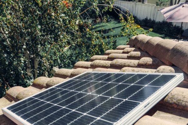 Sodium-ion BESS, C&I hardware, and easier residential installs