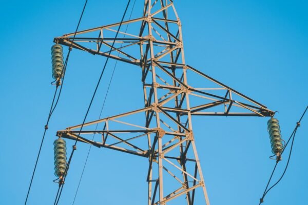 Plug-In Batteries and Sodium-Ion Cells Reshape Europe’s 2026 Market